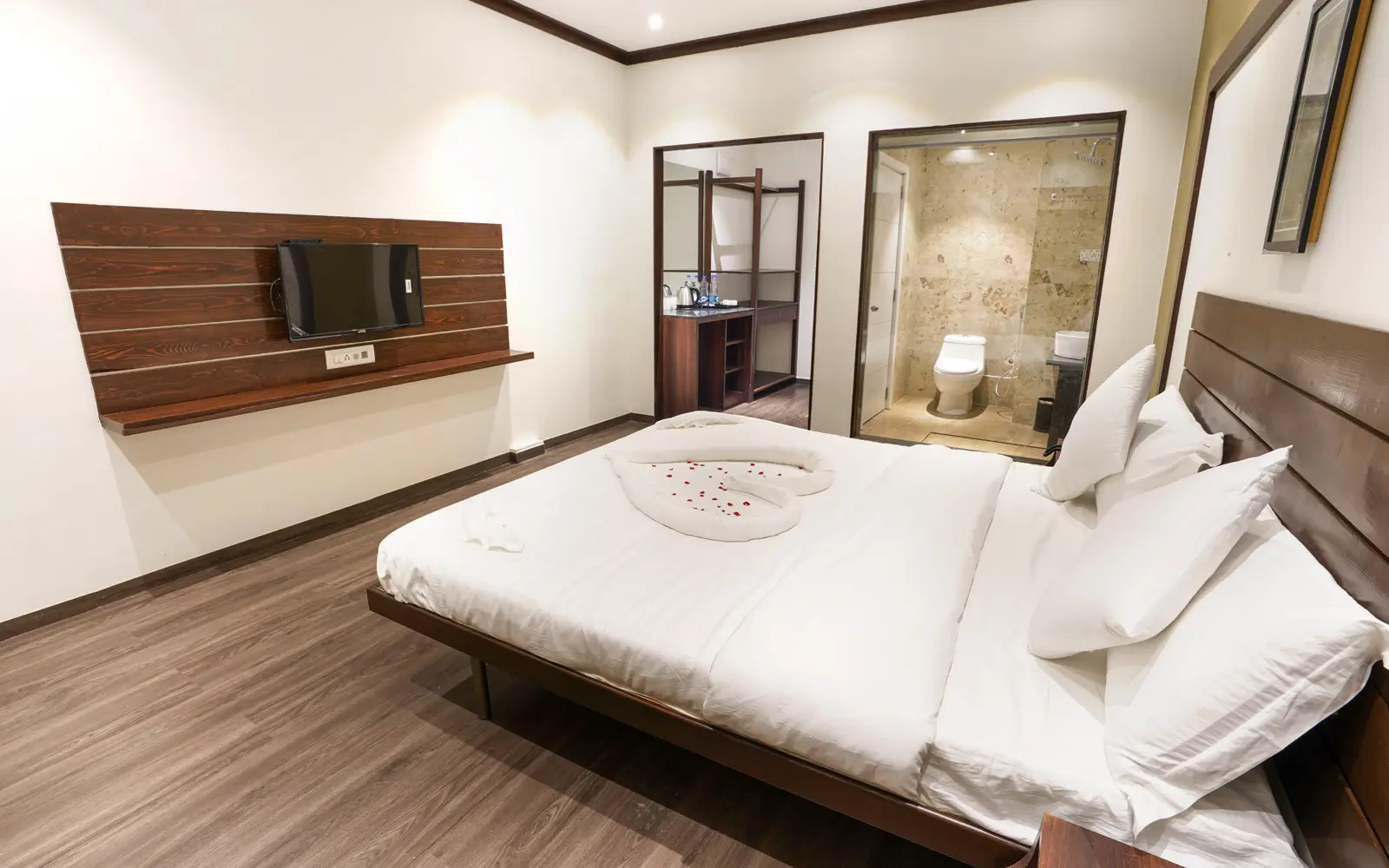 The Windmill Resorts - Premier Room