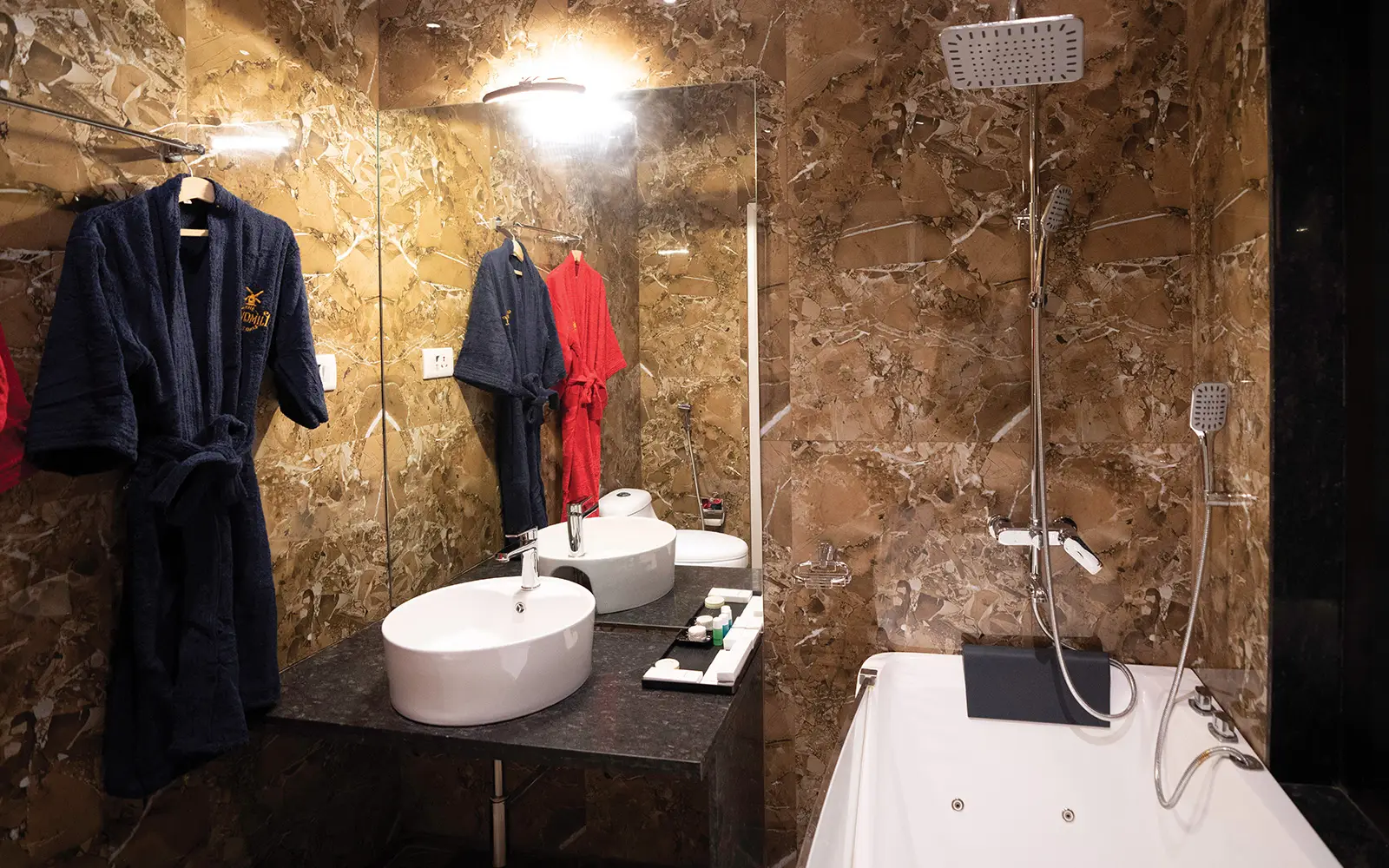 Superior Jacuzzi Bathroom