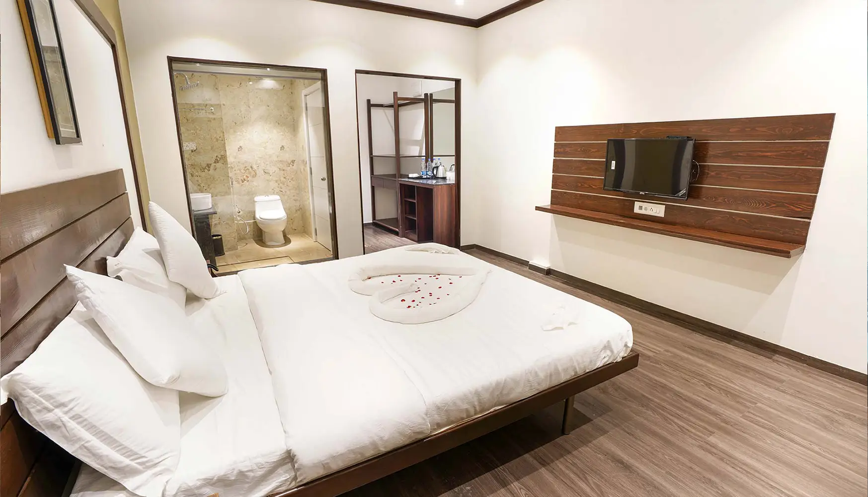 The Windmill Resorts - Superior Room